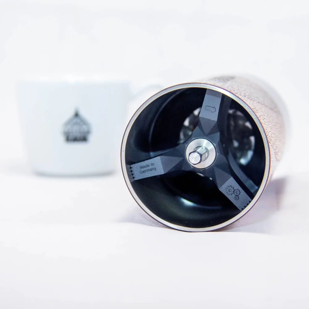 fa3043cdf7cd0cf81687060d6ac473ed-comandante-c40-mk4-nitro-virginia-walnut